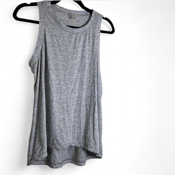 Calia Grey Sleeveless Flowy Athletic Top, Fits Like L - Picture 2 of 3